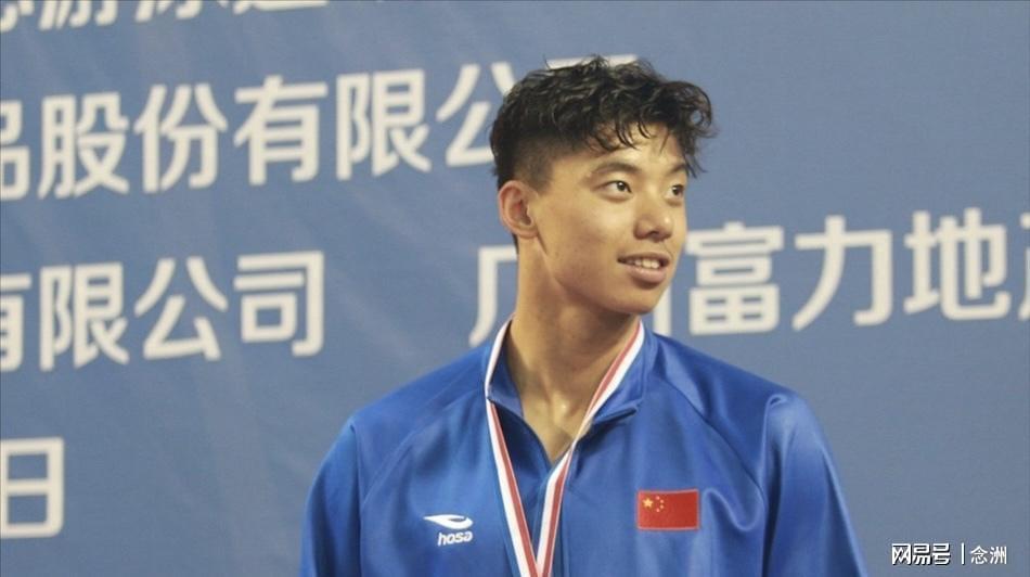 多多28-被曝与未成年发生关系！季新杰自称被盗号 博主：已调查 没被盗